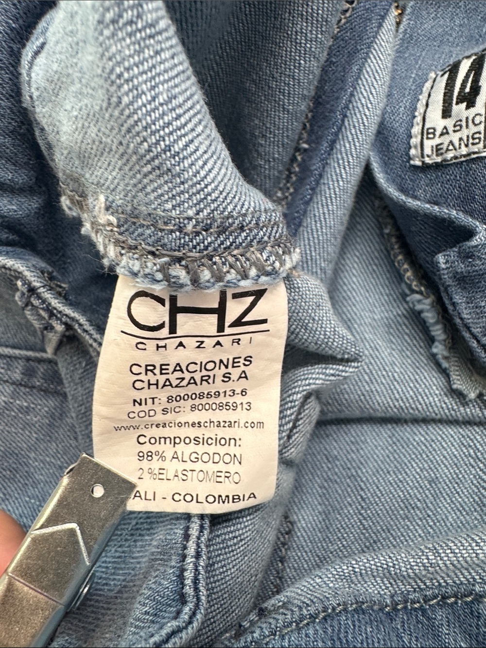 CHZ Chazari Embroidered Rose Raw Hem Cropped Jeans - Blue - Picture 9 of 10